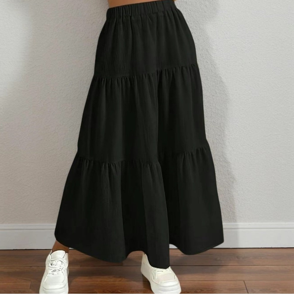 Black midi skirt